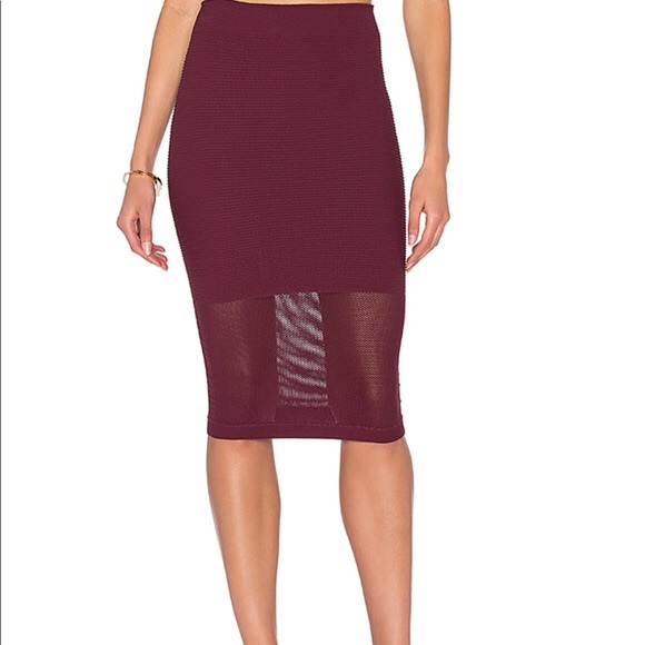 🍦 2/$30🍦 BCBG Burgundy High Waisted Pencil Skirt - Picture 2 of 5